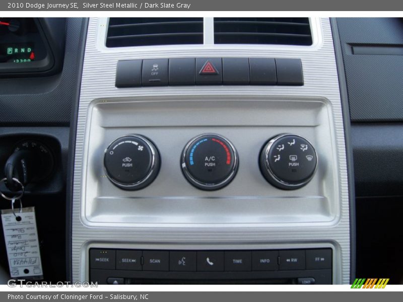 Silver Steel Metallic / Dark Slate Gray 2010 Dodge Journey SE