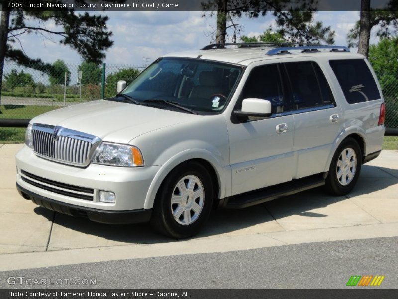 Cashmere Tri Coat / Camel 2005 Lincoln Navigator Luxury