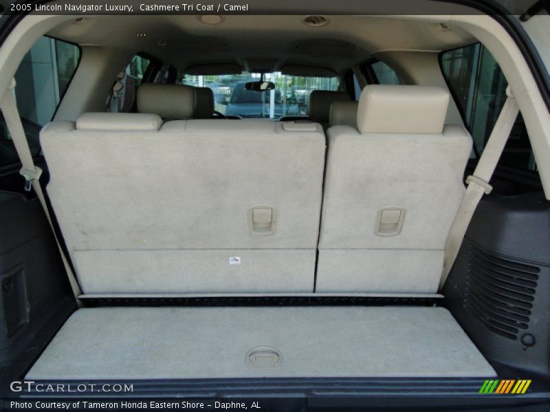Cashmere Tri Coat / Camel 2005 Lincoln Navigator Luxury