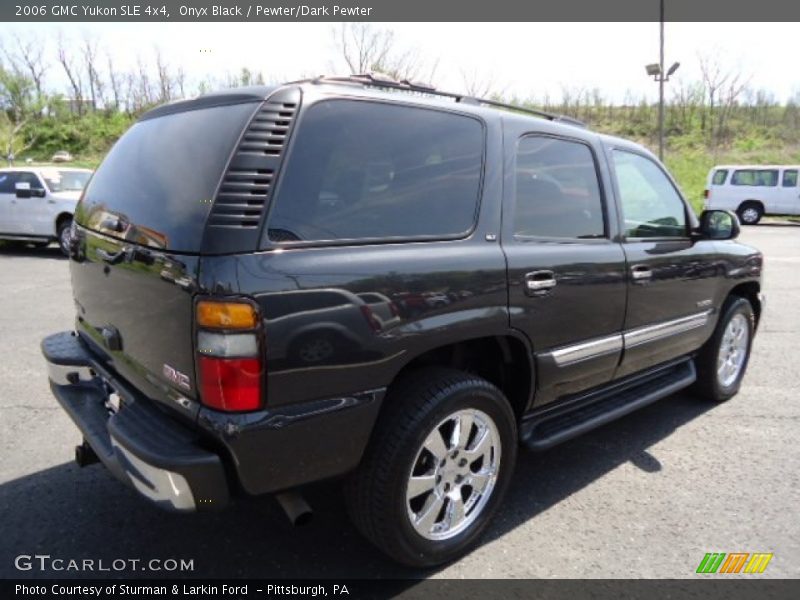 Onyx Black / Pewter/Dark Pewter 2006 GMC Yukon SLE 4x4