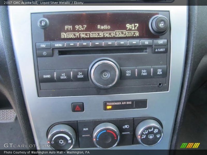 Liquid Silver Metallic / Ebony 2007 GMC Acadia SLE