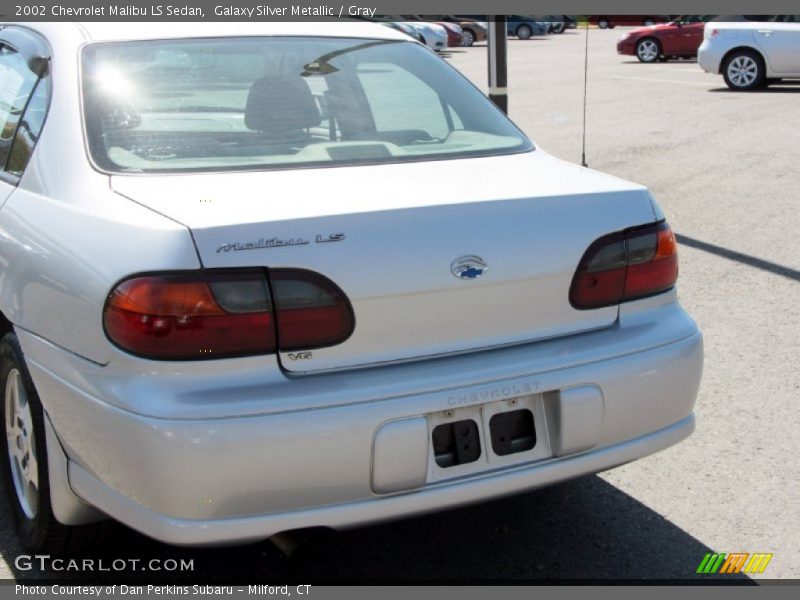 Galaxy Silver Metallic / Gray 2002 Chevrolet Malibu LS Sedan