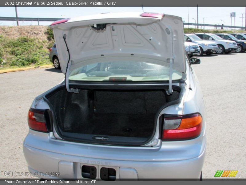 Galaxy Silver Metallic / Gray 2002 Chevrolet Malibu LS Sedan