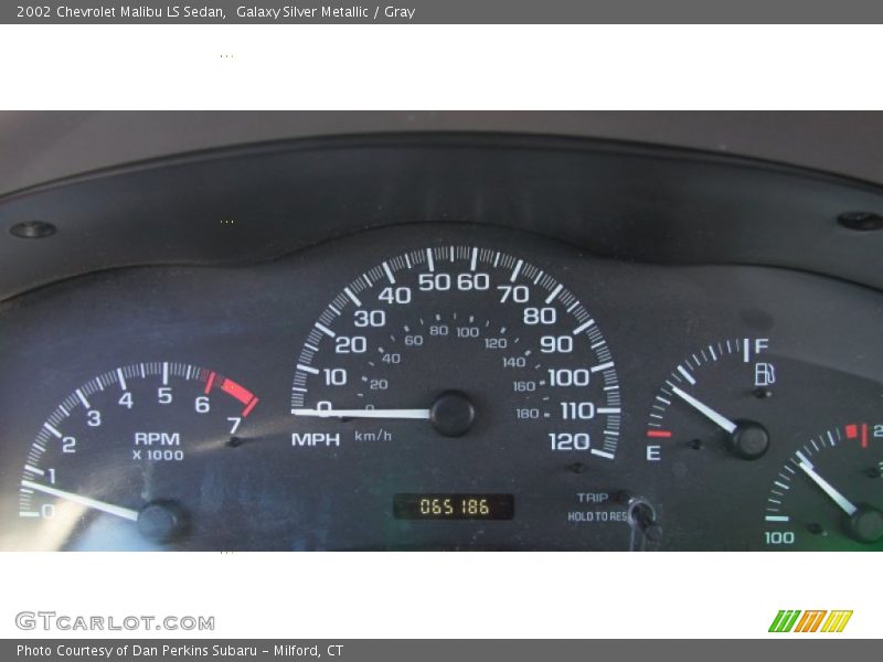 Galaxy Silver Metallic / Gray 2002 Chevrolet Malibu LS Sedan