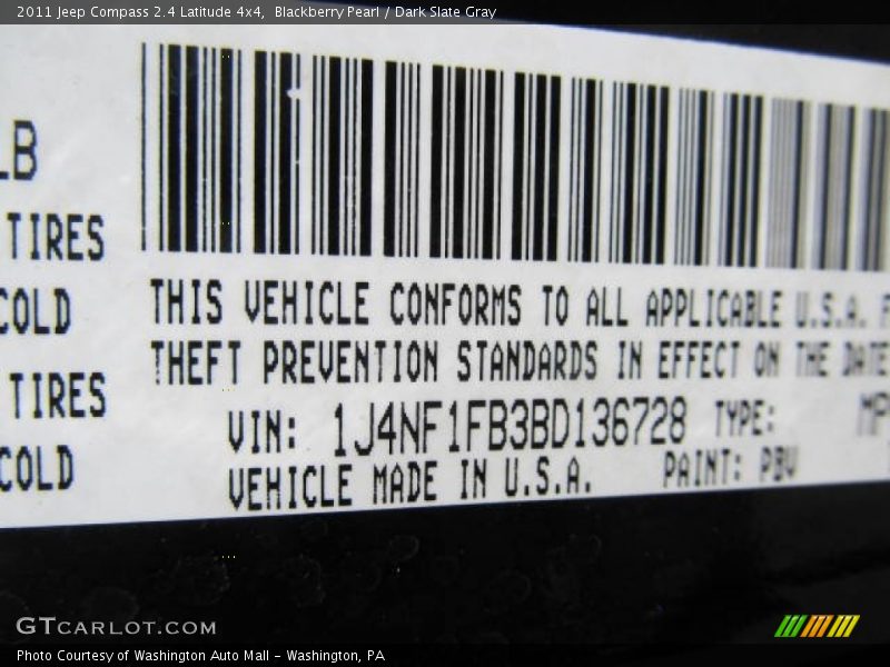 Blackberry Pearl / Dark Slate Gray 2011 Jeep Compass 2.4 Latitude 4x4