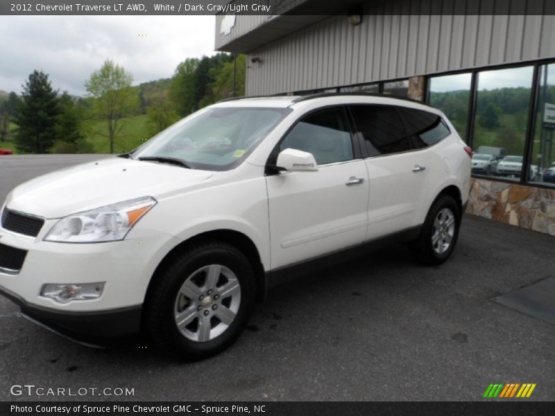 White / Dark Gray/Light Gray 2012 Chevrolet Traverse LT AWD