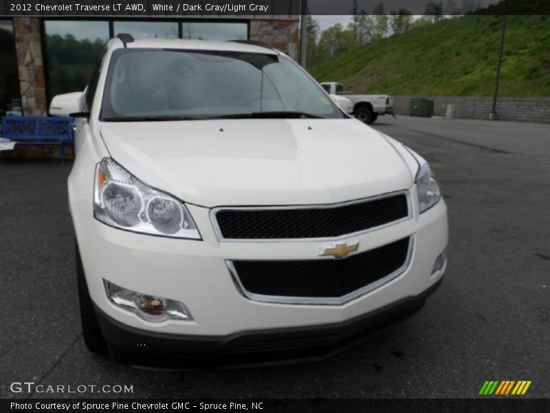 White / Dark Gray/Light Gray 2012 Chevrolet Traverse LT AWD