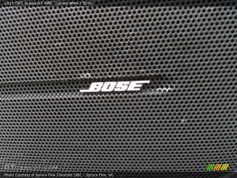 Summit White / Ebony 2011 GMC Acadia SLT AWD