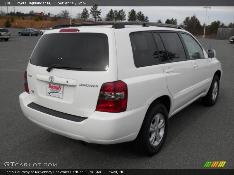 Super White / Ivory 2005 Toyota Highlander I4