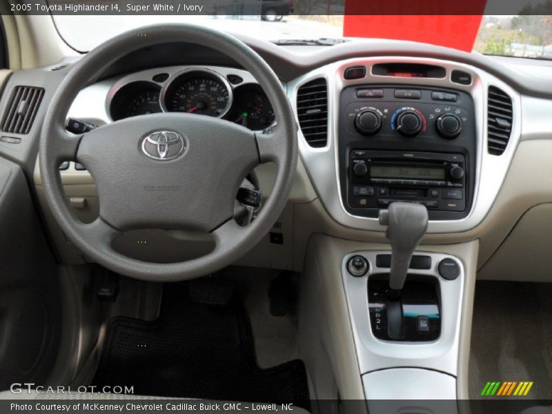 Super White / Ivory 2005 Toyota Highlander I4
