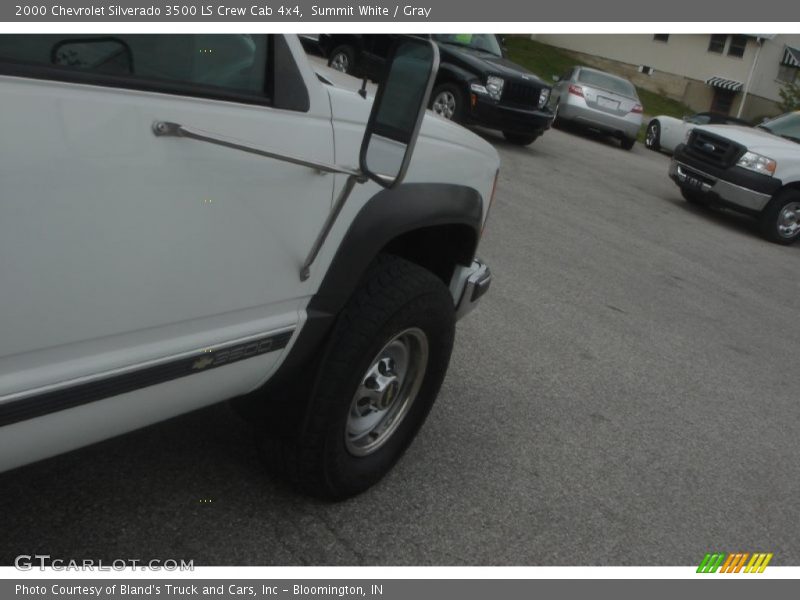 Summit White / Gray 2000 Chevrolet Silverado 3500 LS Crew Cab 4x4