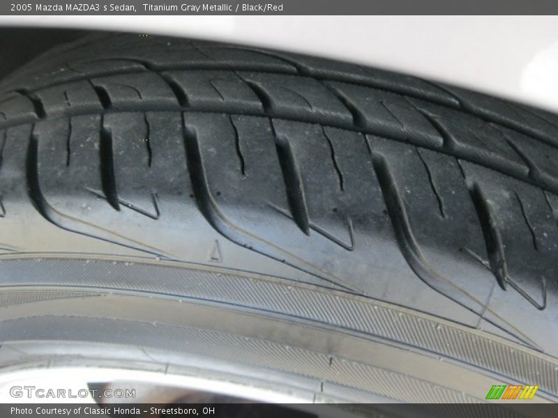 Titanium Gray Metallic / Black/Red 2005 Mazda MAZDA3 s Sedan