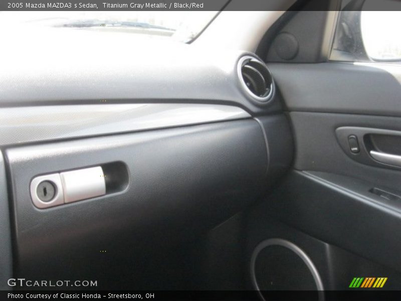 Titanium Gray Metallic / Black/Red 2005 Mazda MAZDA3 s Sedan