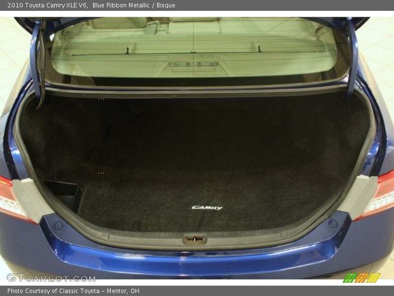 Blue Ribbon Metallic / Bisque 2010 Toyota Camry XLE V6