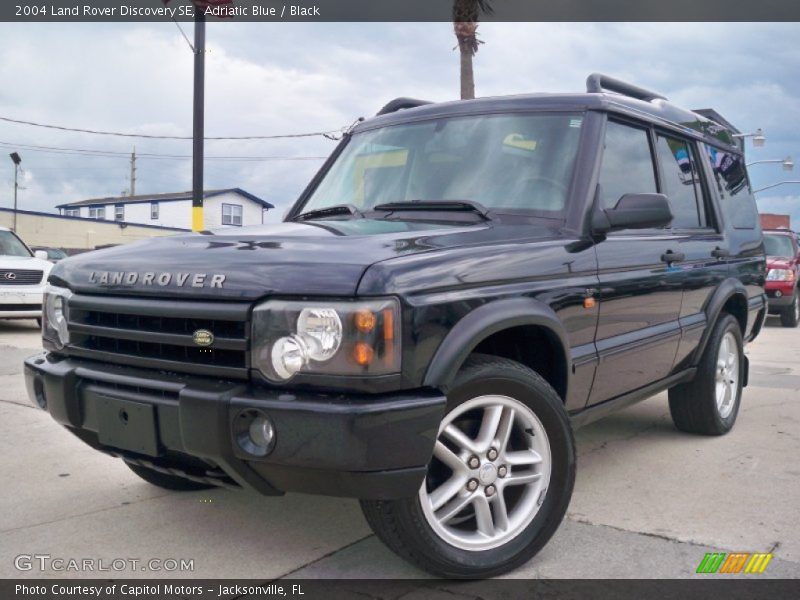 Adriatic Blue / Black 2004 Land Rover Discovery SE