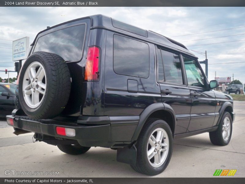 Adriatic Blue / Black 2004 Land Rover Discovery SE