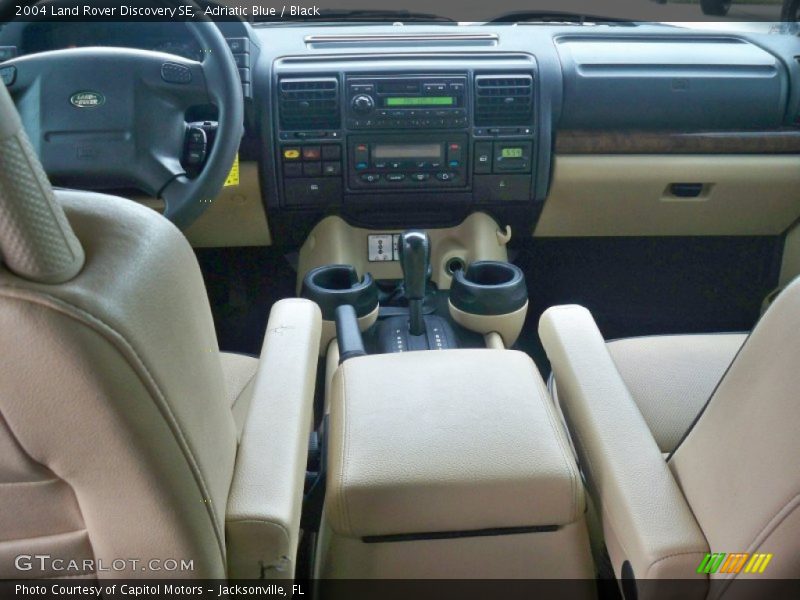 Adriatic Blue / Black 2004 Land Rover Discovery SE