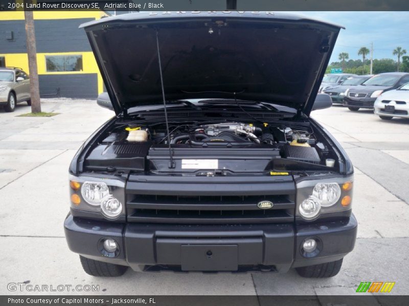 Adriatic Blue / Black 2004 Land Rover Discovery SE