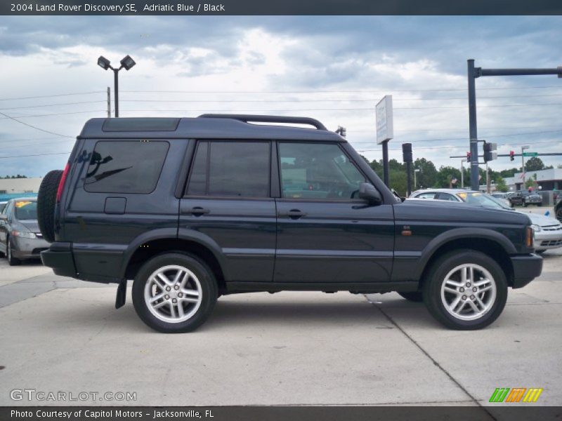 Adriatic Blue / Black 2004 Land Rover Discovery SE
