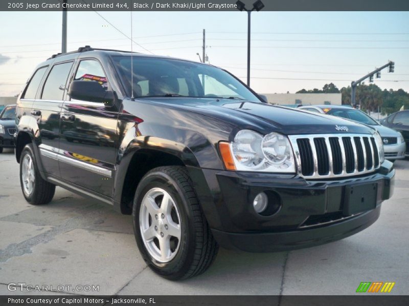 Black / Dark Khaki/Light Graystone 2005 Jeep Grand Cherokee Limited 4x4