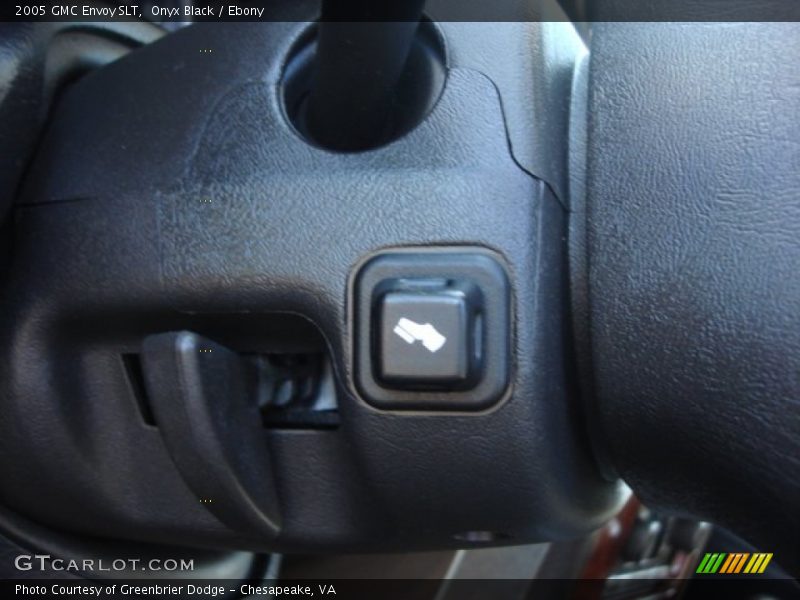 Onyx Black / Ebony 2005 GMC Envoy SLT