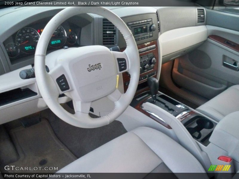 Black / Dark Khaki/Light Graystone 2005 Jeep Grand Cherokee Limited 4x4