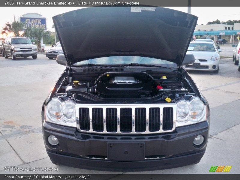 Black / Dark Khaki/Light Graystone 2005 Jeep Grand Cherokee Limited 4x4