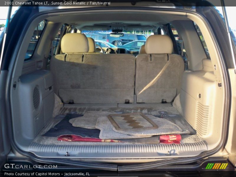 Sunset Gold Metallic / Tan/Neutral 2001 Chevrolet Tahoe LT