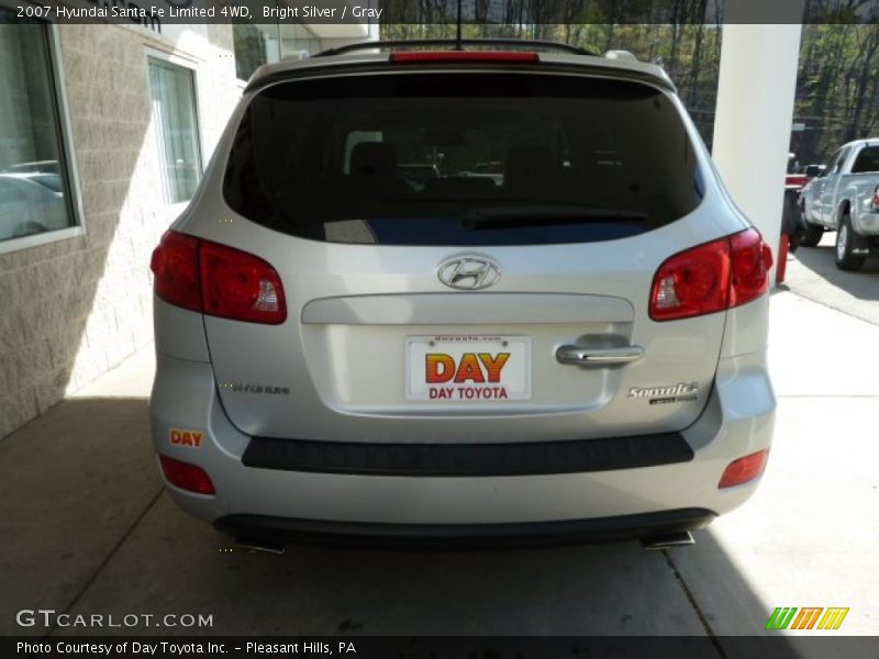 Bright Silver / Gray 2007 Hyundai Santa Fe Limited 4WD