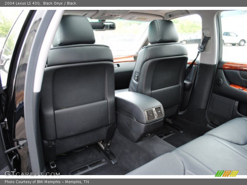 Black Onyx / Black 2004 Lexus LS 430