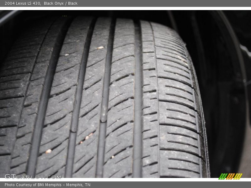 Black Onyx / Black 2004 Lexus LS 430