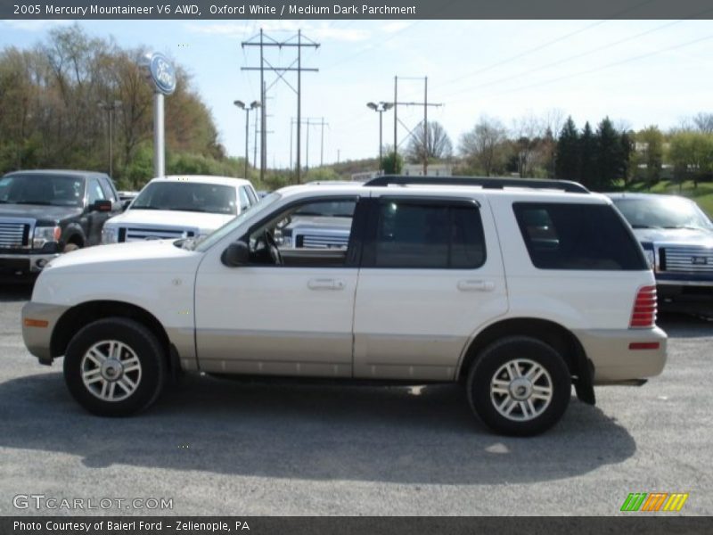 Oxford White / Medium Dark Parchment 2005 Mercury Mountaineer V6 AWD