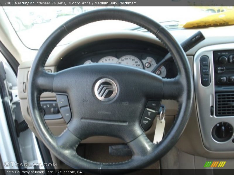Oxford White / Medium Dark Parchment 2005 Mercury Mountaineer V6 AWD