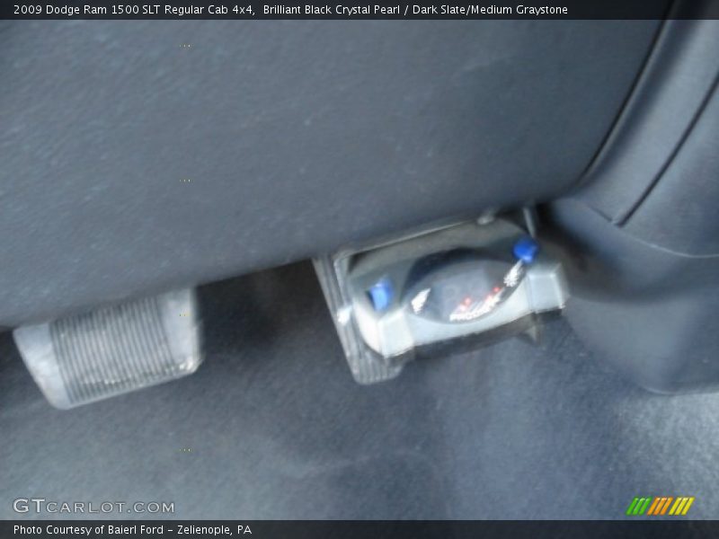 Brilliant Black Crystal Pearl / Dark Slate/Medium Graystone 2009 Dodge Ram 1500 SLT Regular Cab 4x4