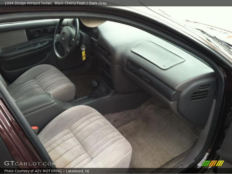Black Cherry Pearl / Dark Gray 1994 Dodge Intrepid Sedan