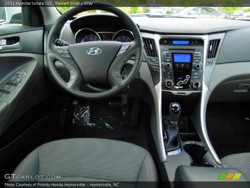 Radiant Silver / Gray 2011 Hyundai Sonata GLS
