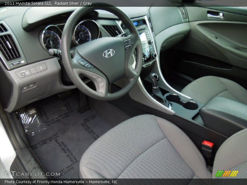 Radiant Silver / Gray 2011 Hyundai Sonata GLS