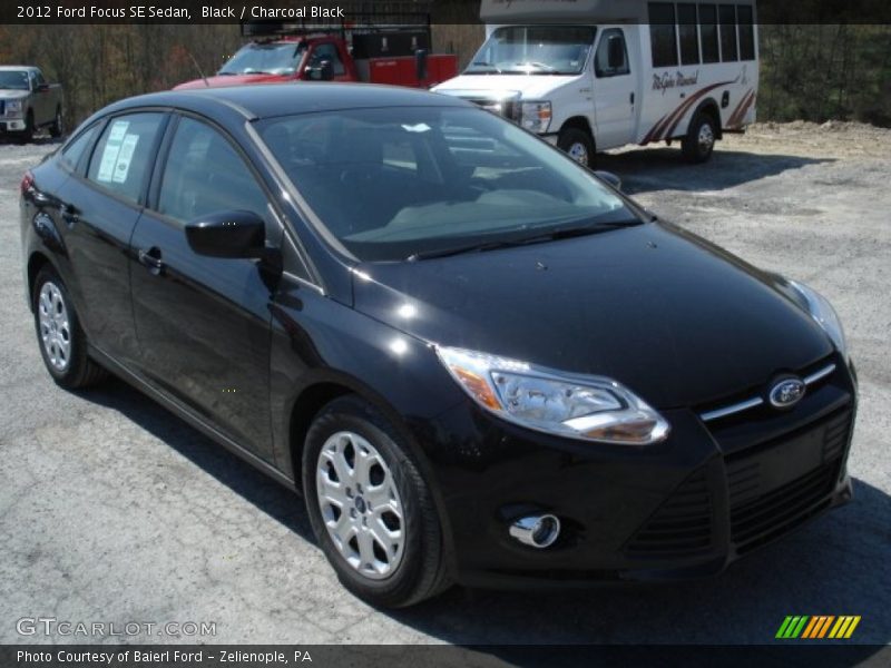 Black / Charcoal Black 2012 Ford Focus SE Sedan