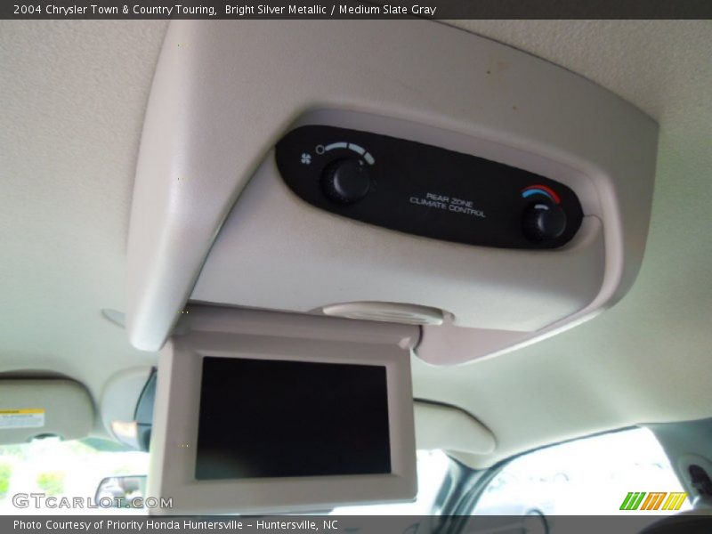 Bright Silver Metallic / Medium Slate Gray 2004 Chrysler Town & Country Touring