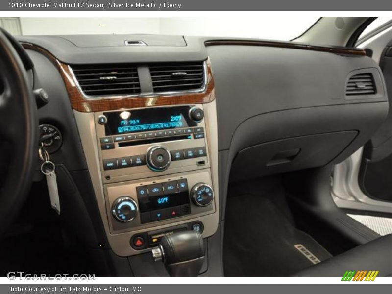 Silver Ice Metallic / Ebony 2010 Chevrolet Malibu LTZ Sedan