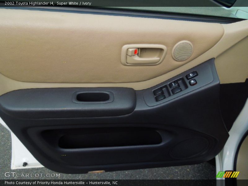 Super White / Ivory 2002 Toyota Highlander I4