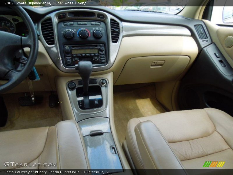 Super White / Ivory 2002 Toyota Highlander I4