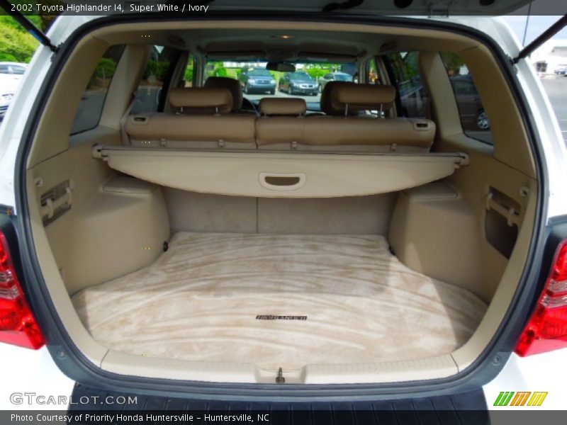 Super White / Ivory 2002 Toyota Highlander I4
