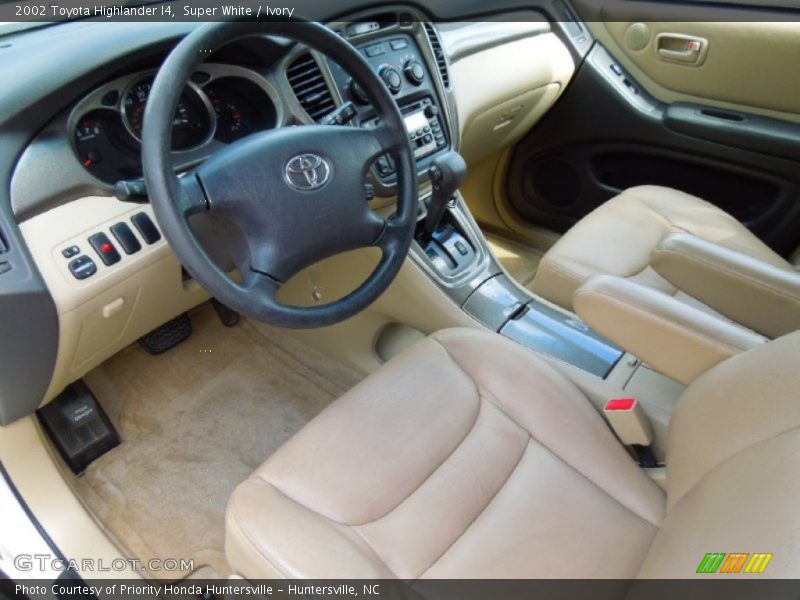 Super White / Ivory 2002 Toyota Highlander I4