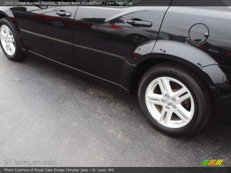 Brilliant Black Crystal Pearl / Dark Slate Gray 2010 Dodge Avenger Express