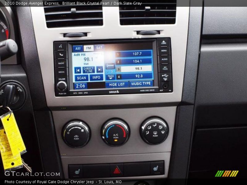 Brilliant Black Crystal Pearl / Dark Slate Gray 2010 Dodge Avenger Express