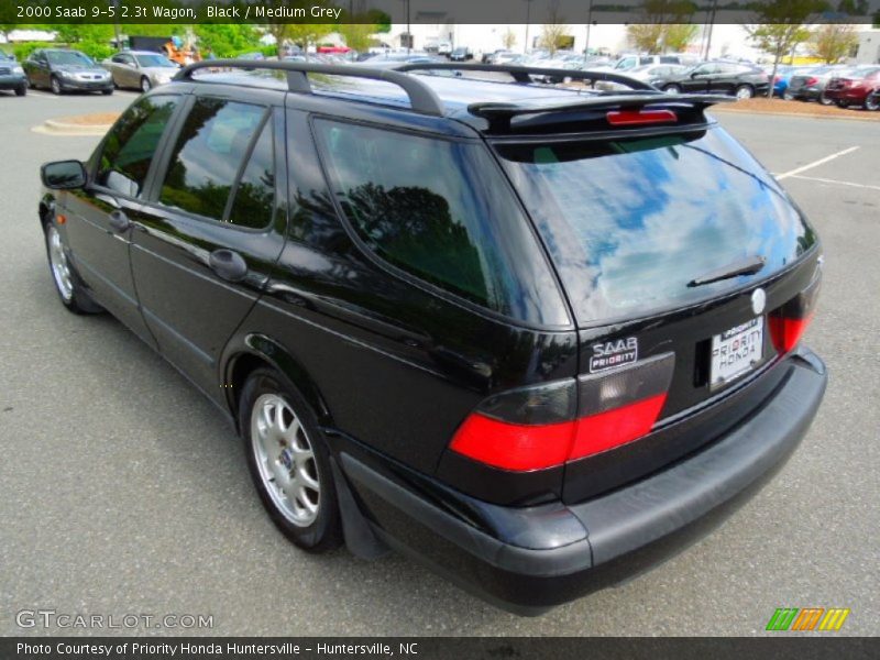 Black / Medium Grey 2000 Saab 9-5 2.3t Wagon