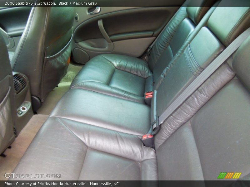 Black / Medium Grey 2000 Saab 9-5 2.3t Wagon