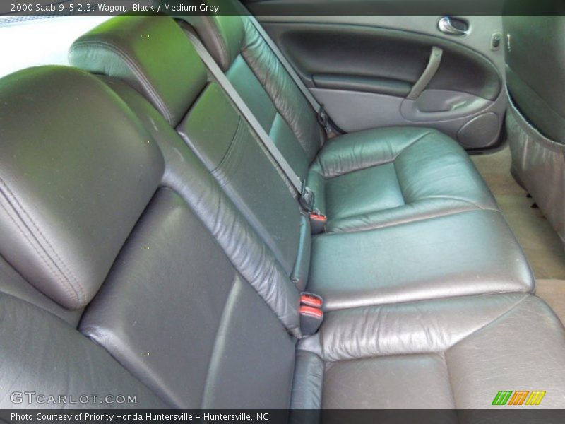 Black / Medium Grey 2000 Saab 9-5 2.3t Wagon
