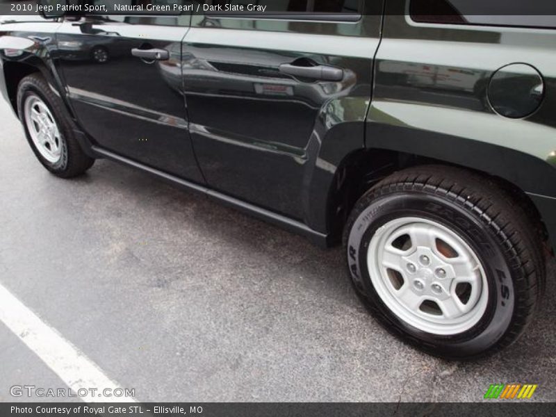 Natural Green Pearl / Dark Slate Gray 2010 Jeep Patriot Sport